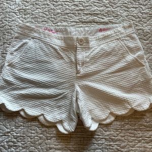 Lilly Pulitzer Buttercup Short Size 4